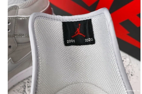 White Grey Neutral DC1788-029 Air Jordan Japan Metallic DC1788-029 Silver 1 0325